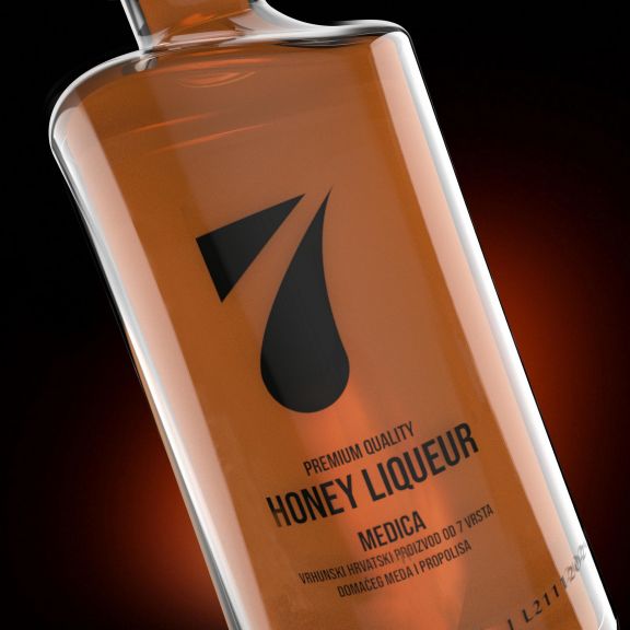 Photo for: Honey Liqueur 7