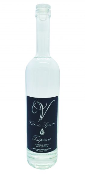Photo for: Vittorio Spirits Tsipouro with Aniseed Platinum Drop